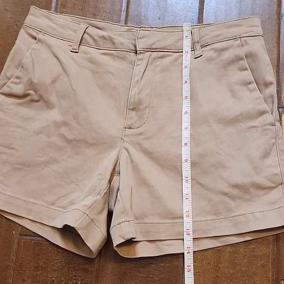 Banana Republic Womens Tan Chino Shorts Size 6 - Picture 7 of 9